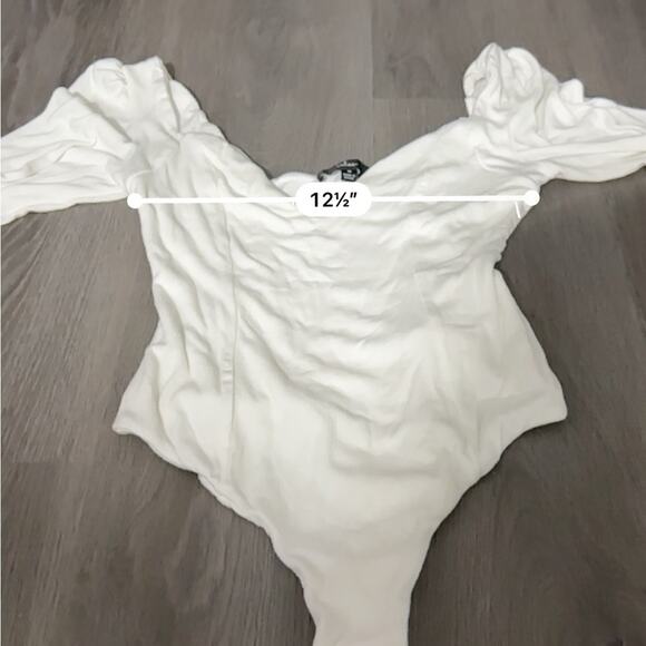 Lulus White‎ Ribbed Long Sleeve V Neck Thong Snap Bodysuit Size M - Picture 9 of 11